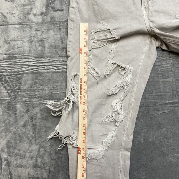 American Eagle Outfitters Mom Jean Distressed Skinny Jeans Women's Size 12 Gray - Picture 7 of 13